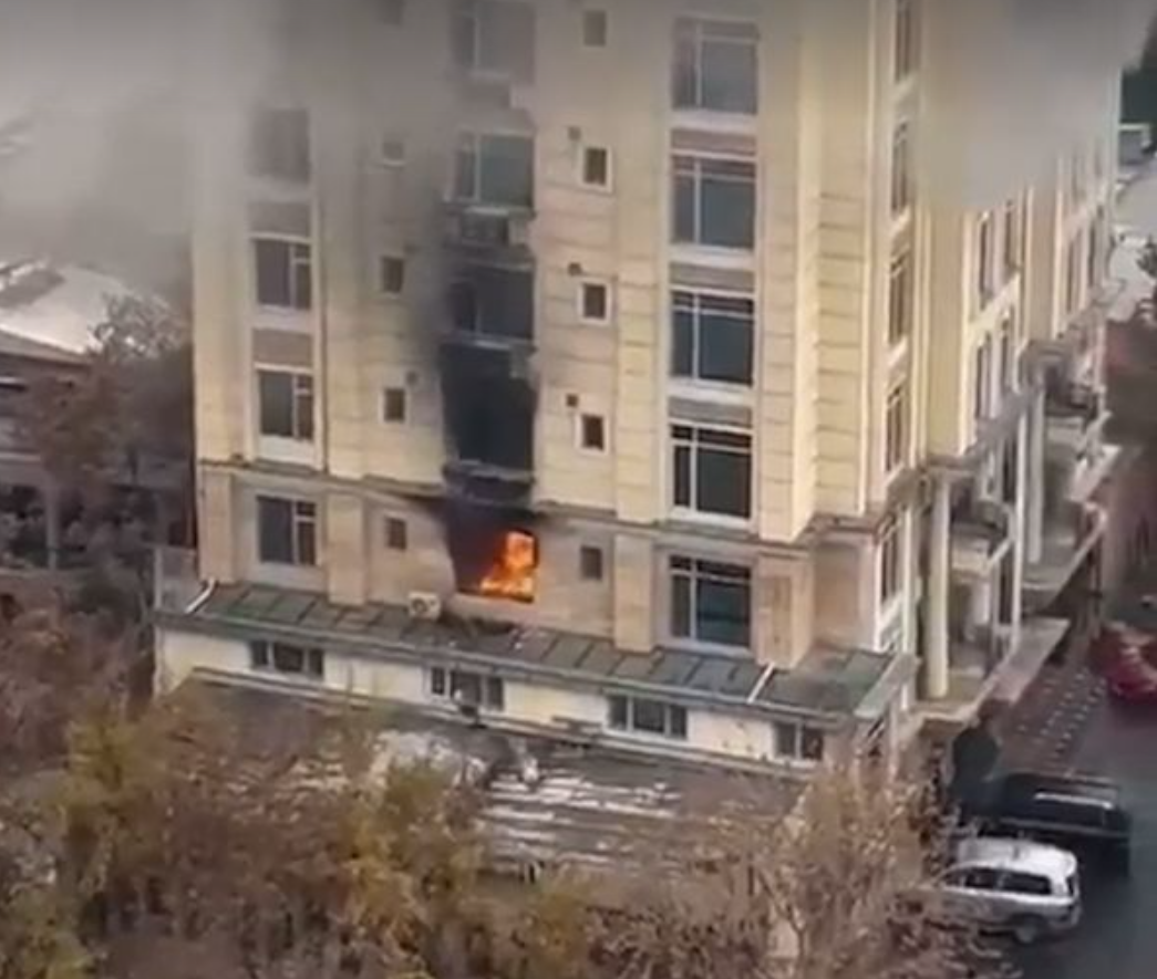 Armed Men Attack Chinese Guest House in Kabul