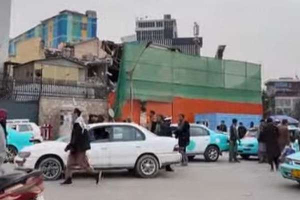طالبانو په کابل ښار کې د اریانا سینما ودانۍ نړولې ده
