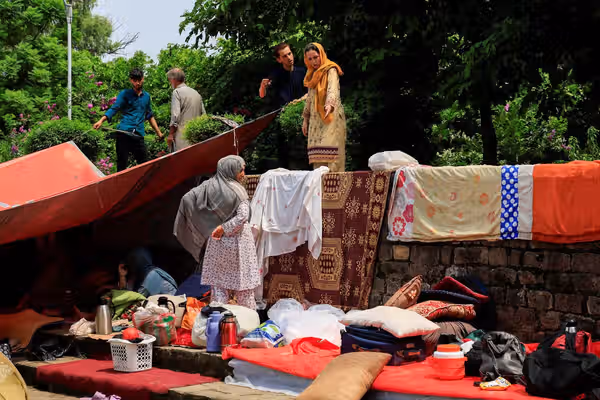 عفو بینالملل از استرالیا خواست افغانهای بیشتری را اسکان دهد