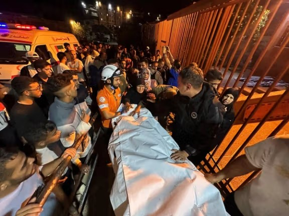 پر غزې د اسراییل په بریدونو کې ۱۸ کسان وژل شوي