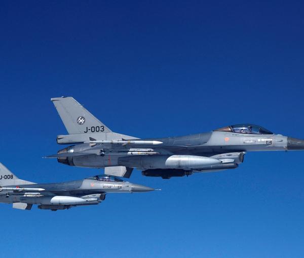 امریکا با ارسال جنگنده‌های اف-۱۶ از دنمارک و هالند به اوکراین موافقت کرد