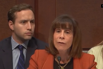 معاون کمیته روابط خارجی مجلس نمایندگان امریکا: وضعیت زنان در افغانستان فاجعهبار است