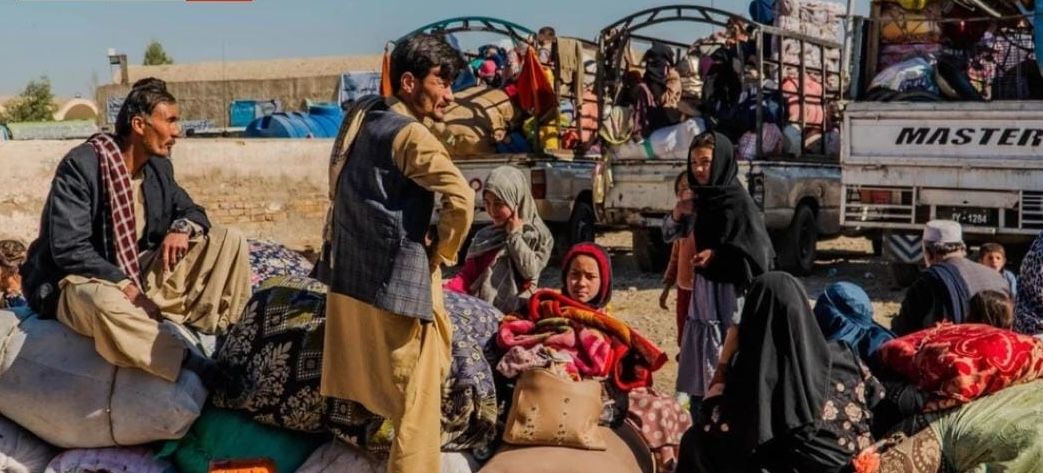 له پاکستان او ایران نه نږدې ۷۰۰ کورنۍ افغانستان ته ستنې شوې