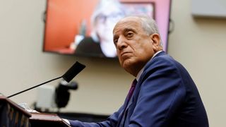 سالار مگسها؛ خلیلزاد و واگذاری افغانستان به قبیله شکارچی