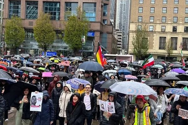 ایرانیان در شهرهای مختلف جهان به حکم اعدام توماج صالحی، رپر ایرانی، اعتراض کردند