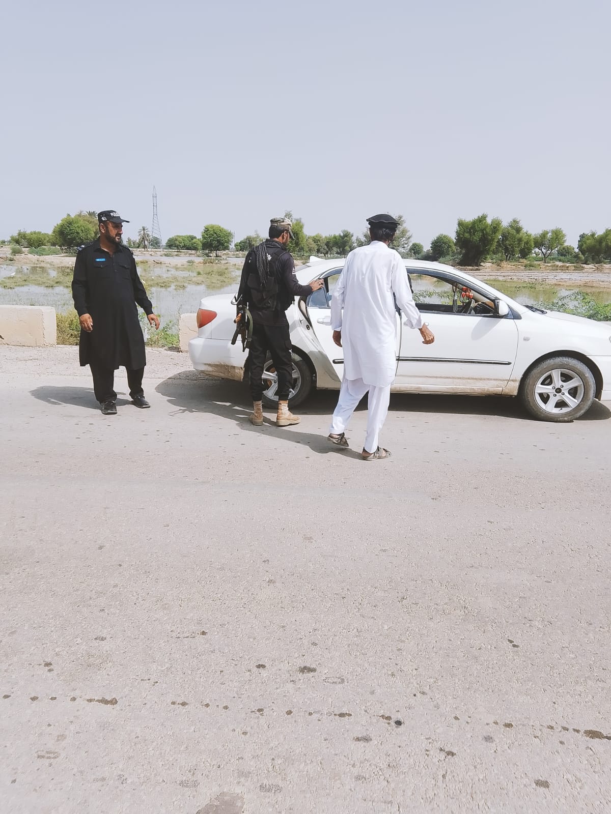 په خیبر پښتونخوا کې وسله والو د محکمې یو لوړپوړی چارواکی تښتولی دی