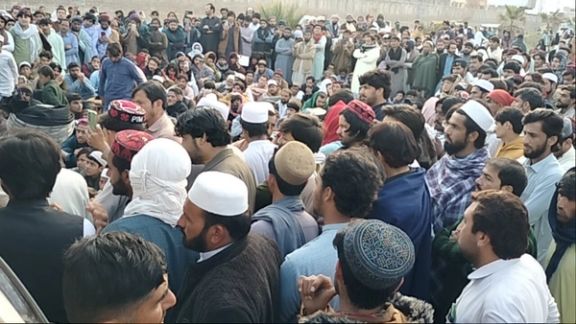 د بنو لاريون کې د ناامنۍ د مخنیوي او د بندیانو د خوشي کېدو غوښتنه وشوه