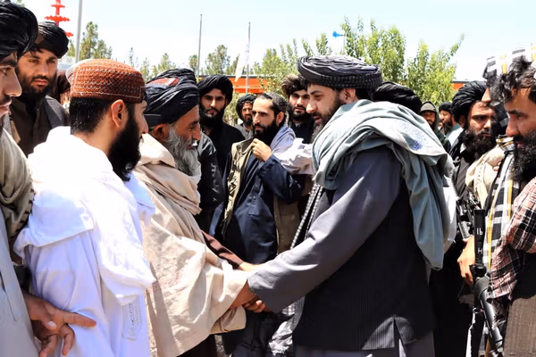 د اختلافونو د اواري هڅې؛ د طالبانو دفاع وزیر لاهم د افغانستان په شمال کې دی