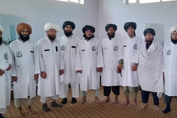 هبة الله آخندزاده يصدر قانوناً جديداً للدعاة في طالبان