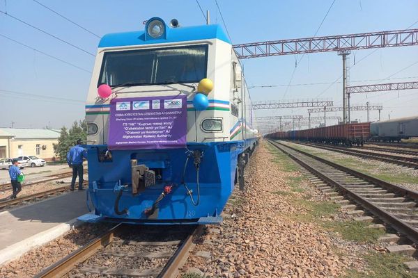 تېره اونۍ د رېل پټلۍ له لارې ۱۲۳ زره مټریک ټنه انتقالات شوي دي