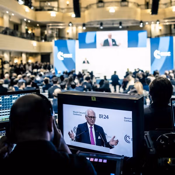 غیبت افغانستان در مونیخ؛ «طالبان کشور را از تمام نشستهای جهانی حذف کرده است»