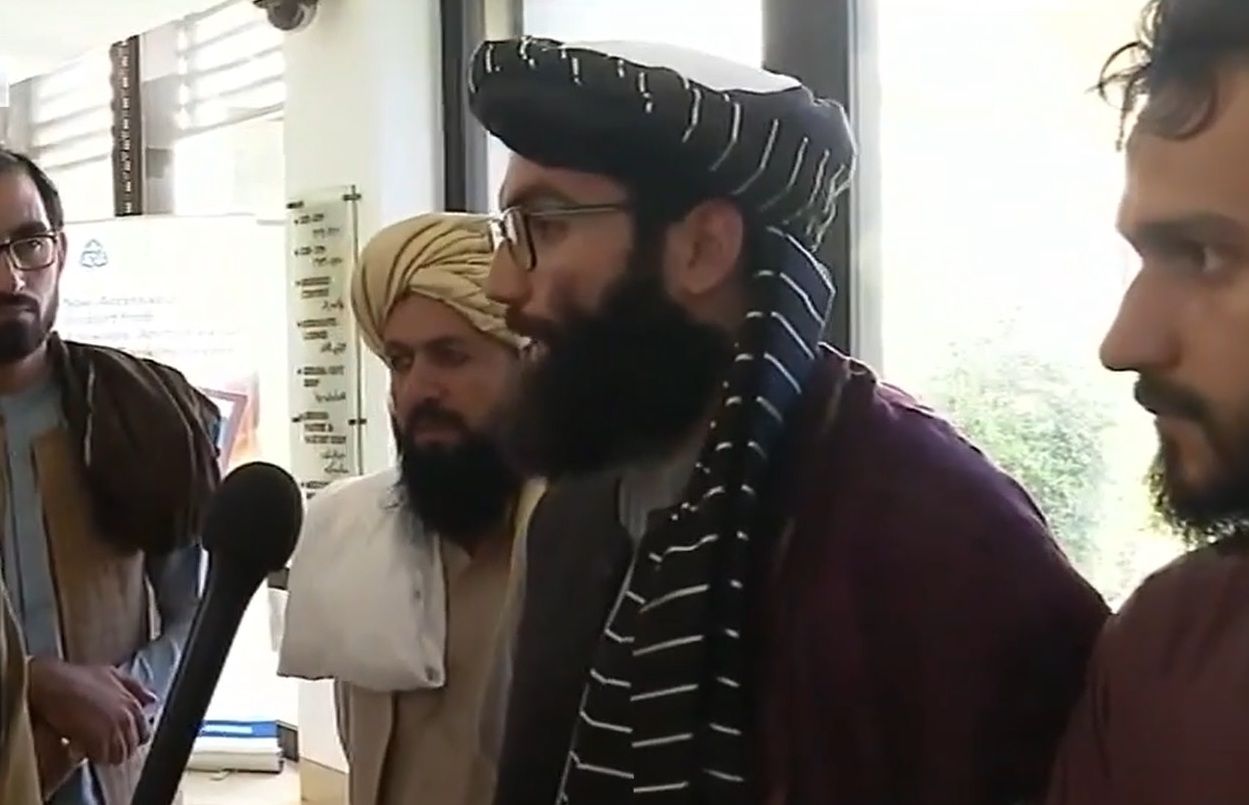 انس حقانی با انتقاد از امریکا: با خلاف‌رفتاری از توافقات دوحه، ما را به جنگی دیگر نکشانید