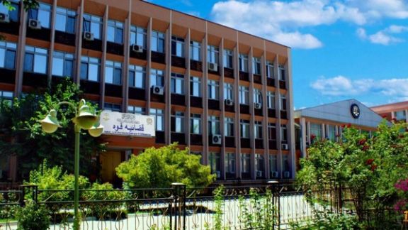 د طالبانو د سترې محکمې پلاوی د افغان بندیانو د اعدام د مخنېوي لپاره ایران ته تللی