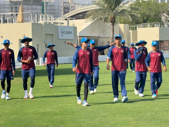 افغان ۱۹ کلن سبا له پاکستان سره د کرکټ په درې اړخیزو سياليو کې لوبيږي