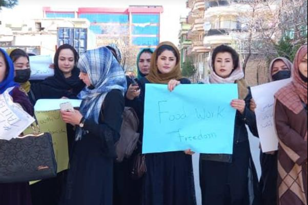 Afghan Women Hold Demonstrations in Kabul And Ghor Against Taliban’s Policies