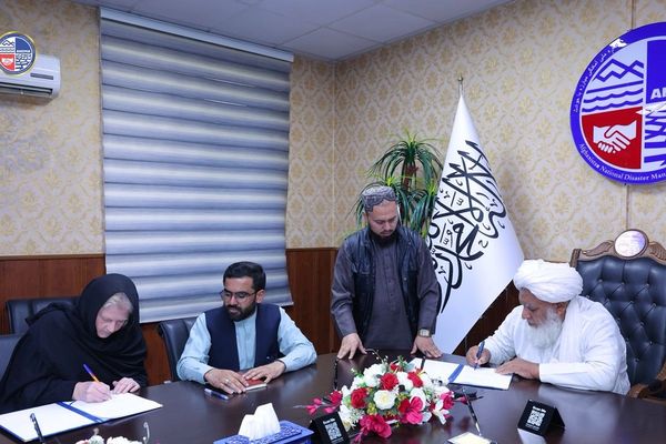 طالبانو د ژغورنې له نړۍوال کمېټې سره د ۸۳۹ زره ډالرو په ارزښت د همکاریو هوکړه لاسلیک کړه