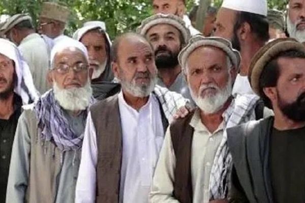 ملا هبت الله خپل حکم بېرته واخېست؛ طالبانو متقاعدینو ته د معاشونو ورکول بېرته پیل کړل