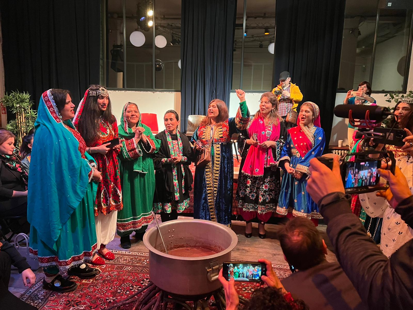 نخستین «جشن سمنک» در پاریس؛ شهروندان افغانستان و ایران در فرانسه به پیشواز سال نو رفتند