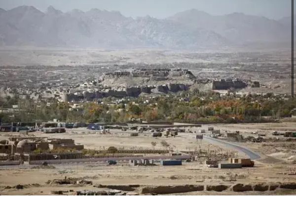 Taliban Publicly Flogs Two People In Ghazni