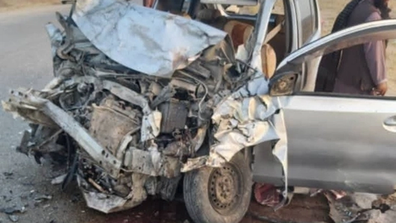 فاریاب کې په ټرافیکي پېښه کې شپږ کسان مړه او درې ټپیان دي