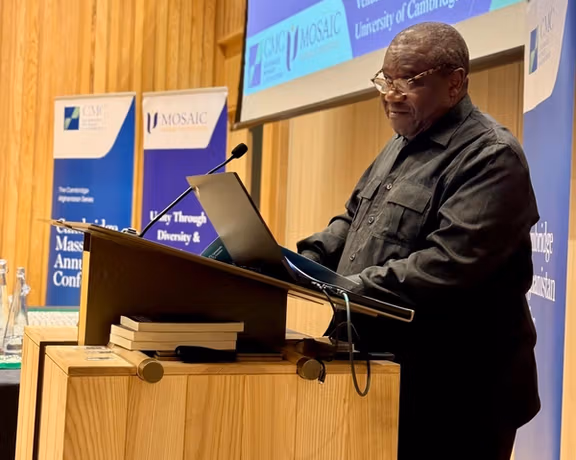 سفیر افریقای جنوبی در لندن «آپارتاید جنسیتی» در افغانستان را «جنایت علیه بشریت» خواند