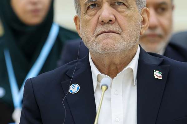 پزشکیان: مذاکره در سایه زور، تحمیل و اجبار است