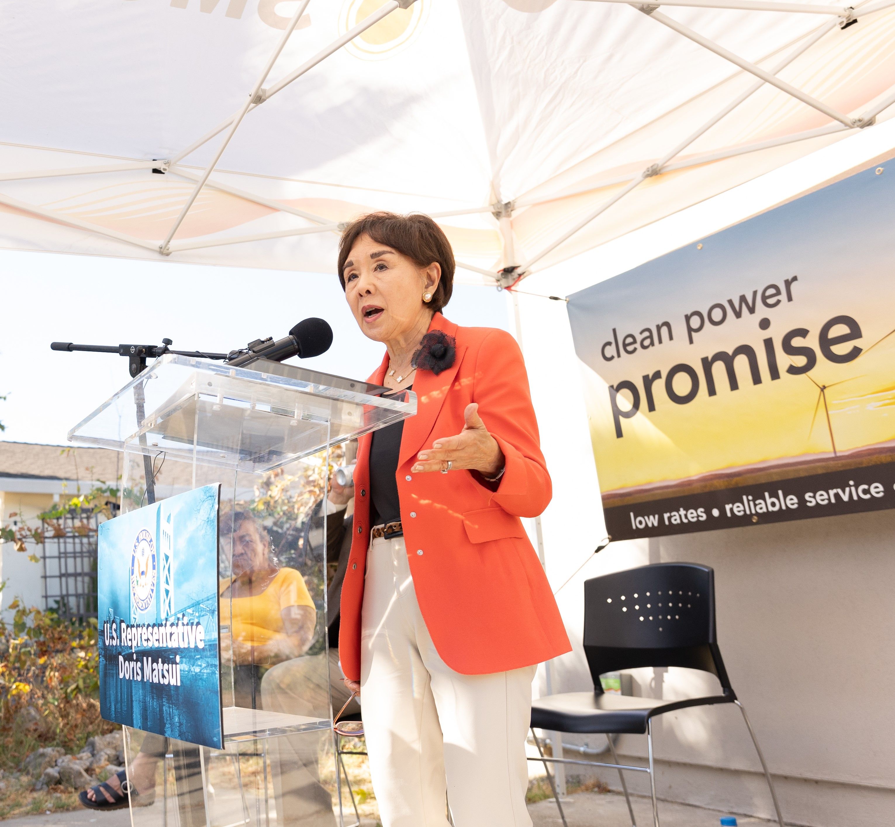 عضو کانگرس بر حمایت از  متحدان افغان امریکا تاکید کرد