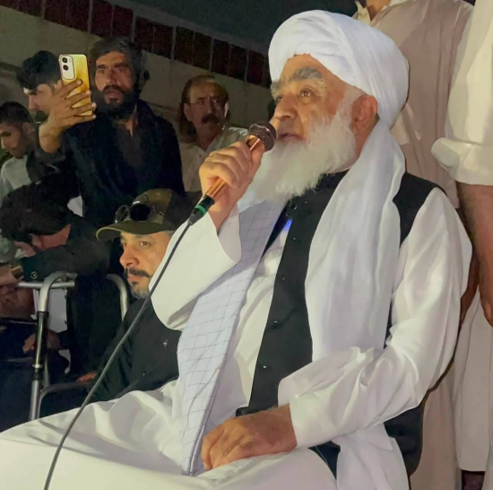 مولانا عبدالواسع: پرون يې طالبانو ته روزنه ورکوله او نن شکایت کوي چې پر پاکستان بریدونه کوي