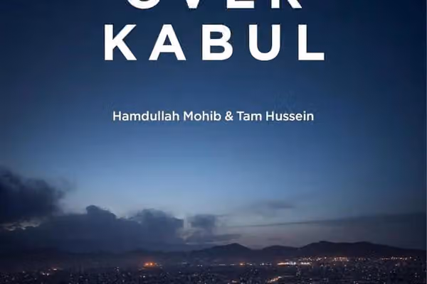 «پر کابل سیوري»؛ حمدالله محب په نوي کتاب کې د جمهوریت د سقوط تر شا پېښې روایت کړې