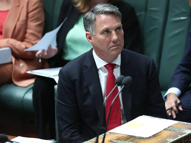 د اسټرالیا دفاع وزیر: د ایران له‌خوا د زرګونه لاریون کوونکو وژنه «جنایت» و