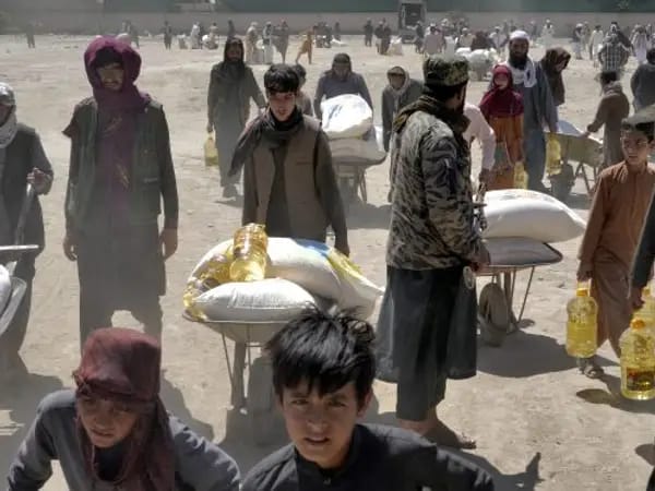 کاردار سفارت امریکا: چگونگی عرضه کمک‌ها به افغانستان را بررسی می‌کنیم