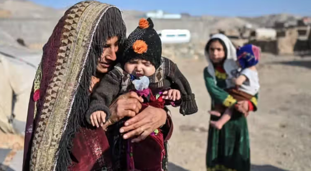 په افغانستان کې د روغتیايي خدمتونو کمښت د ماشومانو او مېندو ژوند له جدي ګواښ سره مخ کړی