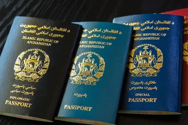 د پنځم پرله پسې کال لپاره؛ افغانستان یوځل بیا د پاسپورټ نړیوالې درجه بندۍ په پای کې راغلی