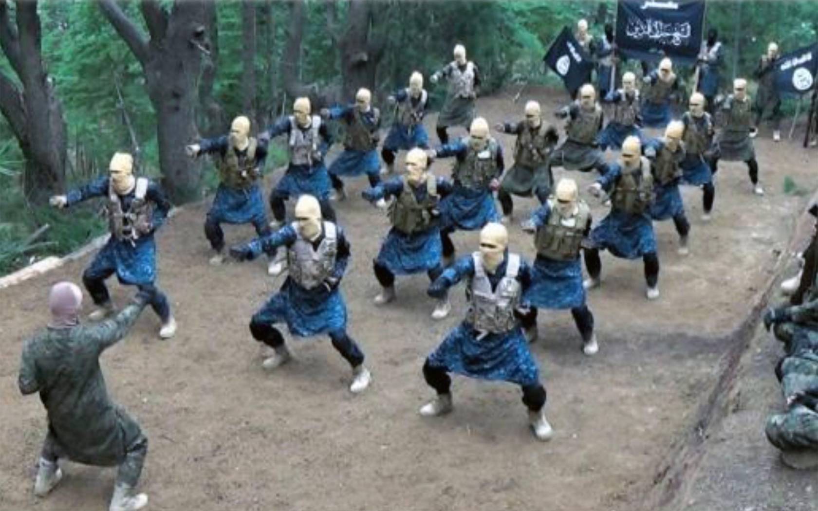 داعش در افغانستان برای کودکان زیر ۱۴ سال مدرسه انتحاری ساخته است