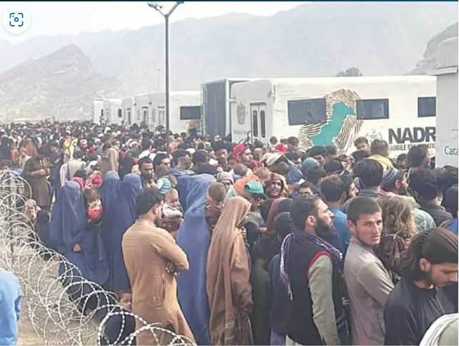 Pakistan Initiates Nationwide Detention Of Illegal Afghan Migrants ...