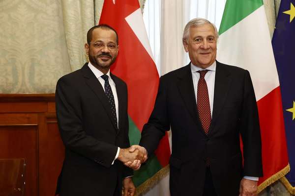 در آستانه دور دوم مذاکرات تهران و واشنگتن؛ وزیران خارجه عمان و ایتالیا در رم دیدار کردند