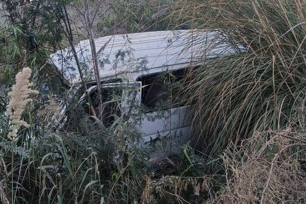 په ننګرهار کې په درېیو ټرافیکي پېښو کې ۴ کسان مړه او ۸ نور ټپيان دي