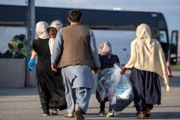 ایراني چارواکي وایي، د دوغارون له لارې د افغان وګړو ستنېدو بهیر کې ۳۰سلنه زیاتوالی راغلی