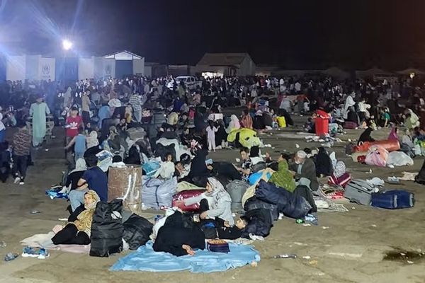 Over 500000 Afghan Migrants Have Left Via Dogharoun Border, Says Iranian Official