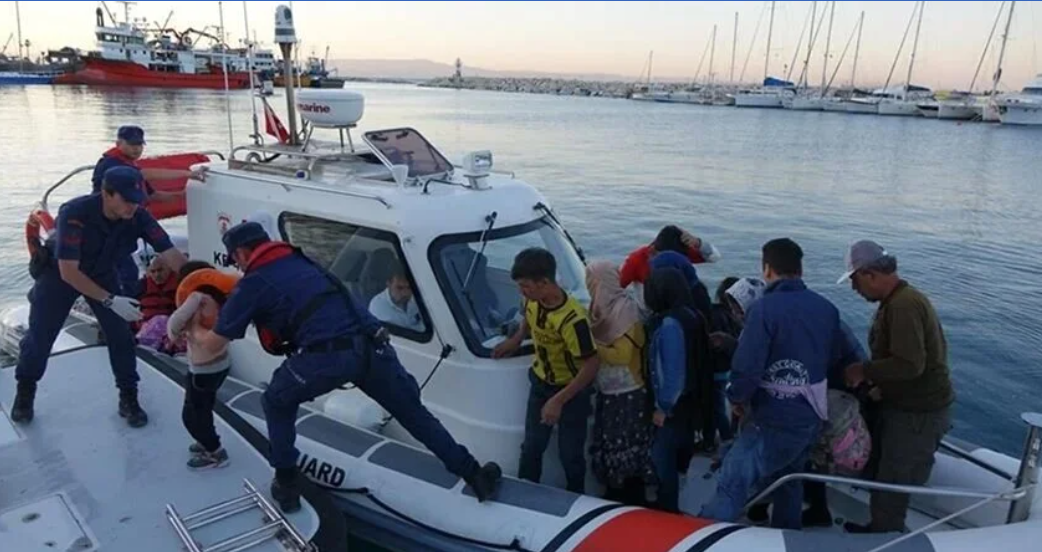 گارد ساحلی ترکیه بیش از ۴۰ پناهجوی افغان را بازداشت کرد