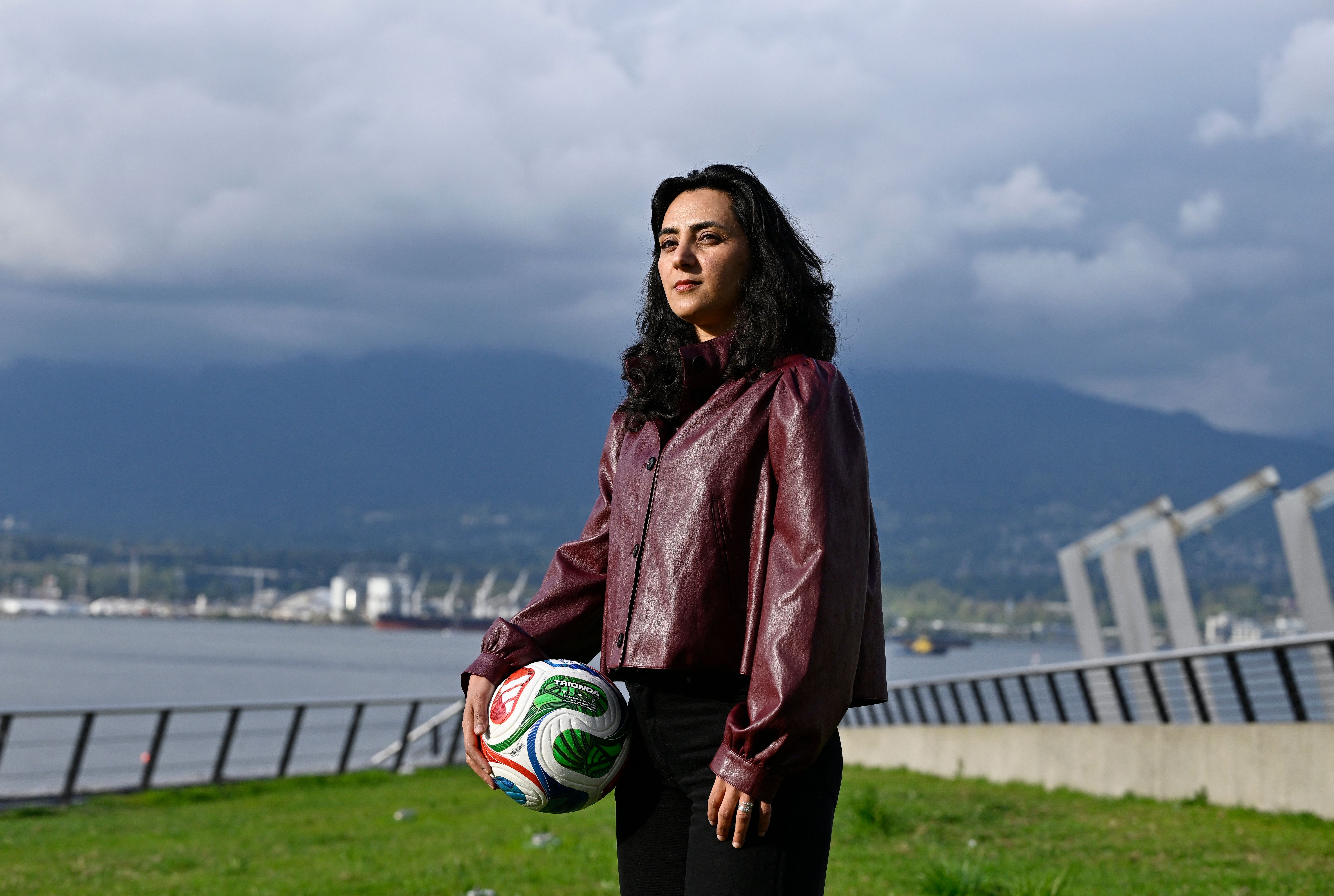 بازگشت امید در میدان فوتبال؛ تیم زنان افغانستان نماد مقاومت در سطح جهانی 