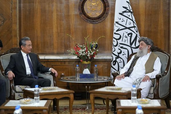 د چین د بهرنیو چارو وزیر: افغانستان دې د امنیت په برخه کې د چین اندېښنې درک کړي