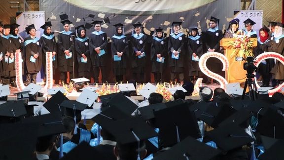 والی طالبان در خوست: میلیونها جوان تحصیلکرده افغانستان را از دست دادهایم