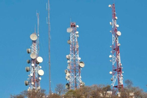 رهبر طالبان 'خواستار محدود شدن اینترنت' در افغانستان است