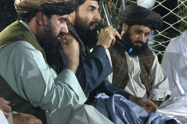 یوسف وفا په شمال کې د احتمالي ګواښونو د مخنیوي لپاره ځايي جنګیالیو ته د چمتووالي امر کړی