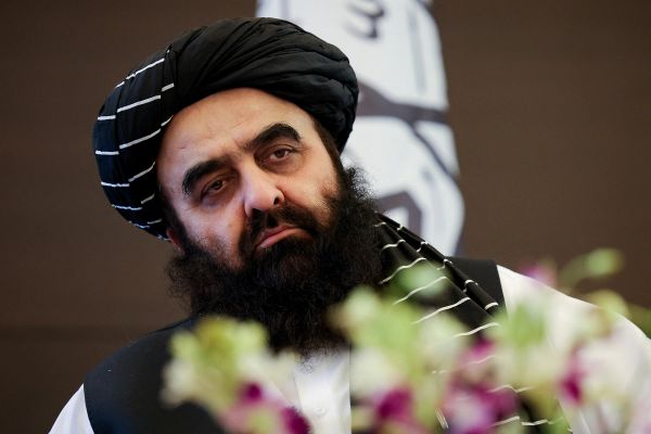 طالبان تلوّح بـ"خيارات أخرى" إذا فشلت الجهود لضبط الحدود مع باكستان