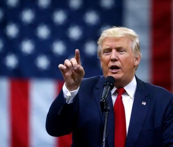 دانلد ترامپ: نمی‌خواستم حتی یک میخ و پیچ را هم در افغانستان جا بگذاریم