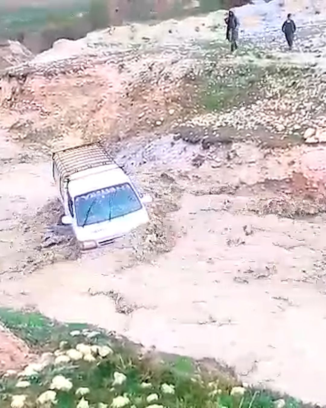 تلفات ناشی از حوادث طبیعی در افغانستان به حدود ۱۵۰ نفر افزایش یافت