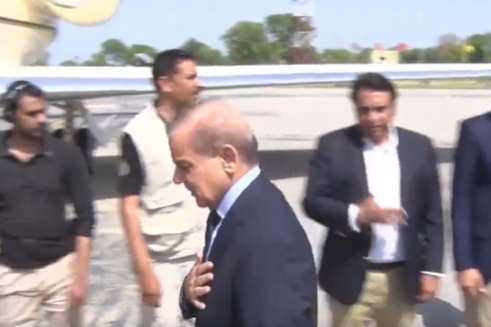 نخستوزیر پاکستان به عربستان رفت