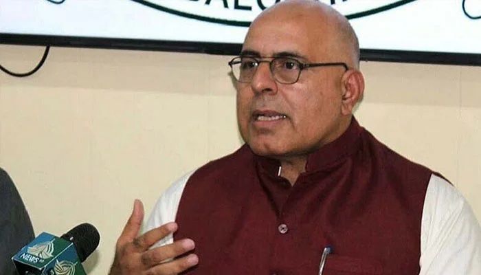 د بلوچستان د اطلاعاتو وزیر: افغان طالب قوماندانان د ترهګرو ملاتړ کوي